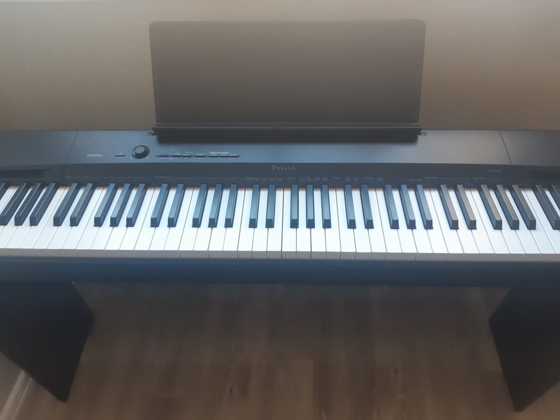 Produto - CASIO PRIVIA PX-160 PIANO DIGITAL COM ESTANTE ( 1 MÊS DE USO